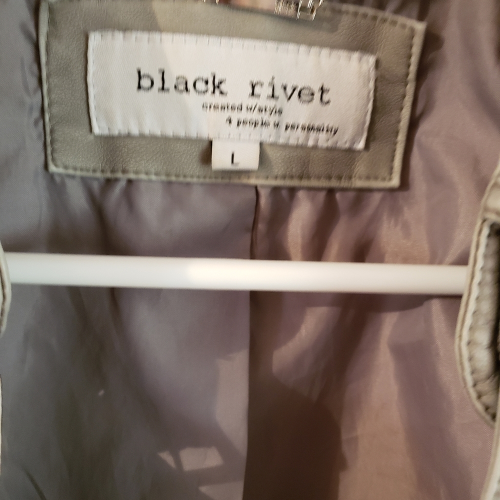 Jacket - Picture 2 of 3